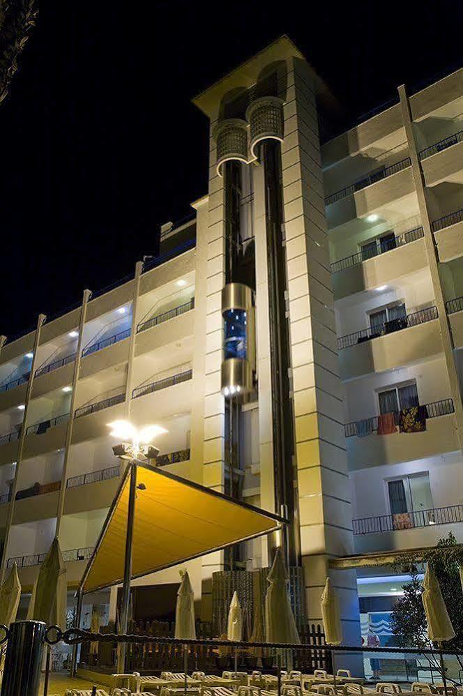 Alegria Pineda Splash Costa Brava Exterior photo