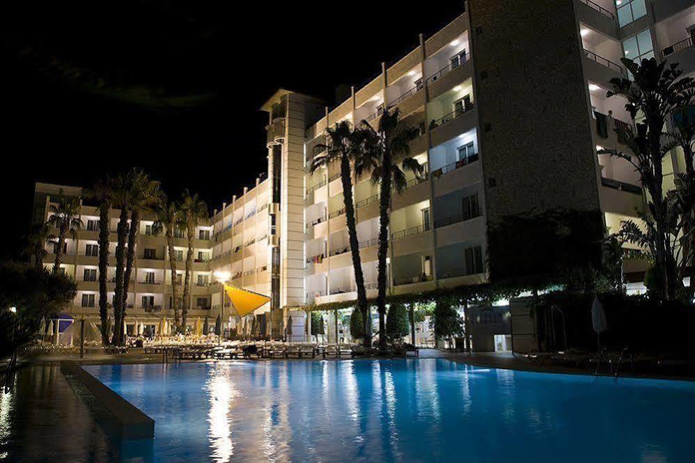 Alegria Pineda Splash Costa Brava Exterior photo